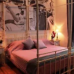 Vacanze Romane Rooms