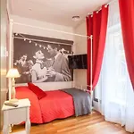 Vacanze Romane Rooms