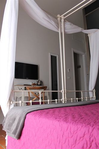 Guest house 5 For 7 People Near Coloseum